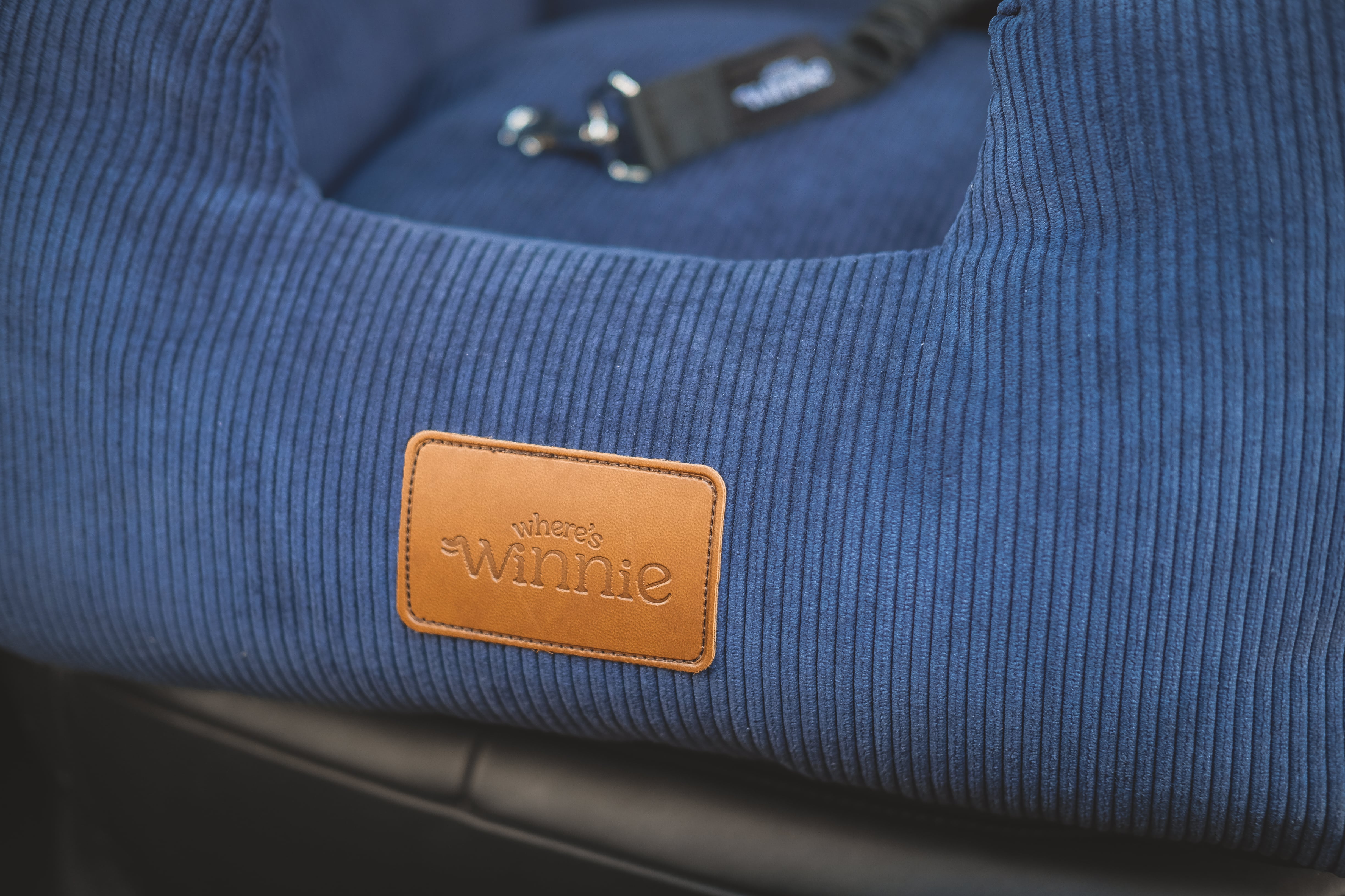 Luxury Isofix Dog Car Seat - Navy Blue