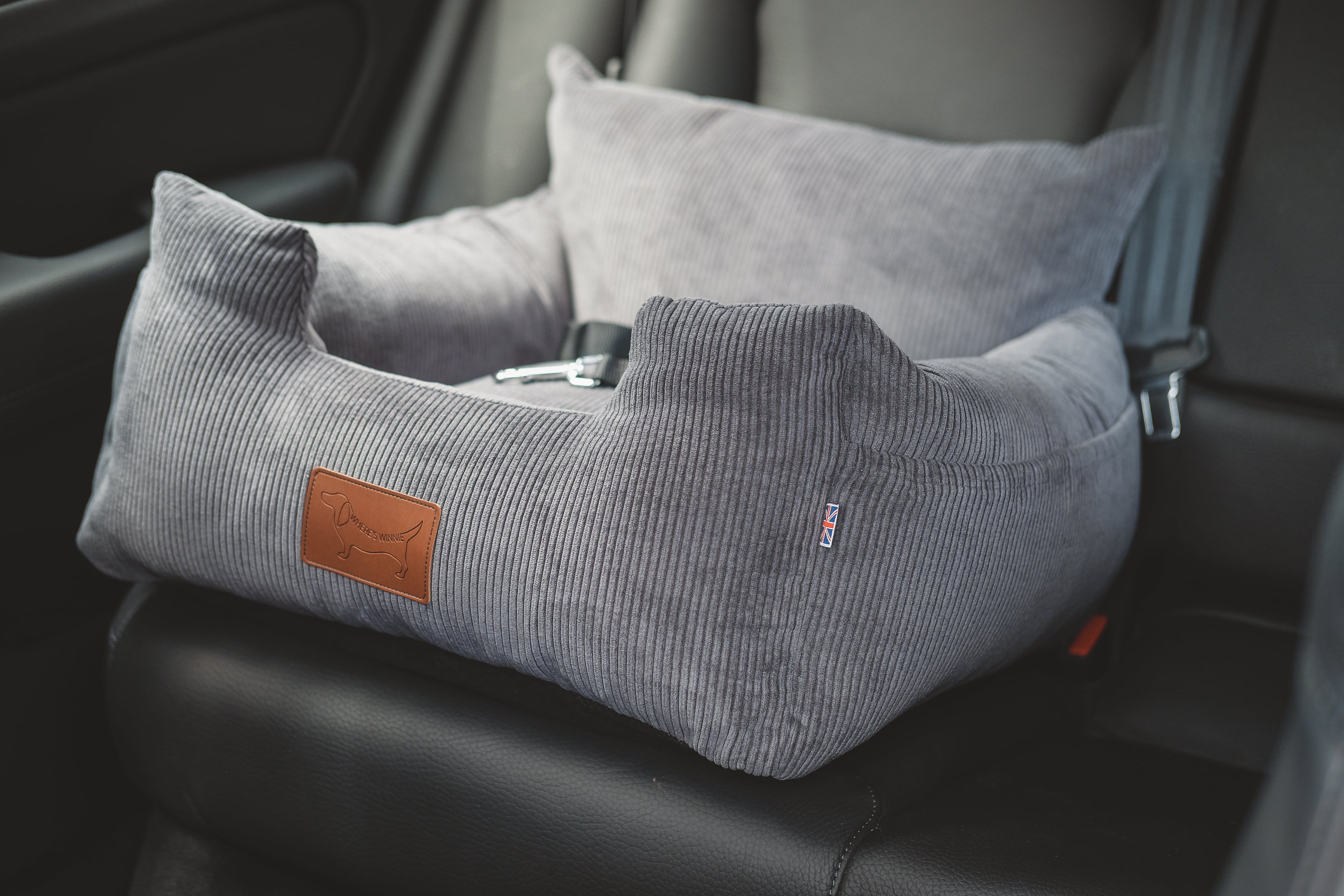 Luxury Isofix Dog Car Seat Gunmetal Grey Where's Winnie